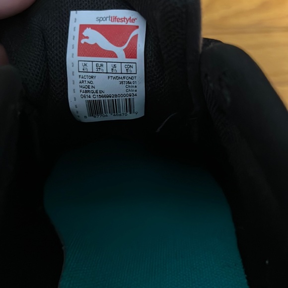 NWOT｜Puma sneaker youth - Picture 4 of 5